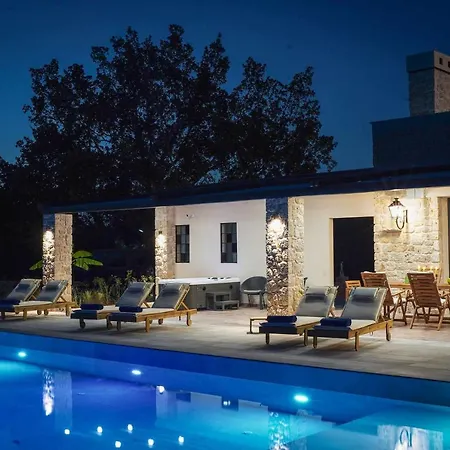 Villa Stratos Corfu -private Pool And Hot Tub Gastouri (Corfu)