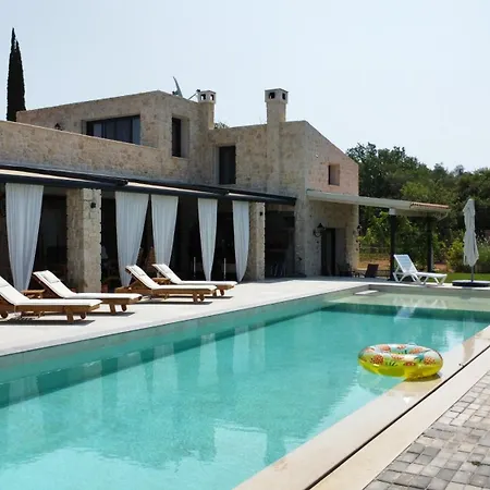 Villa Stratos Corfu -private Pool And Hot Tub *