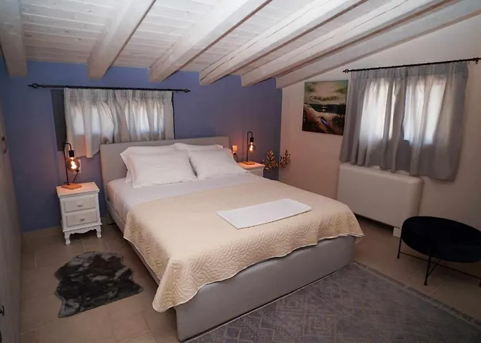 Villa Stratos Corfu -private Pool&hot Tub *