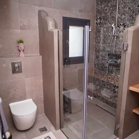 Stratos Corfu -private Pool And Hot Tub Villa *