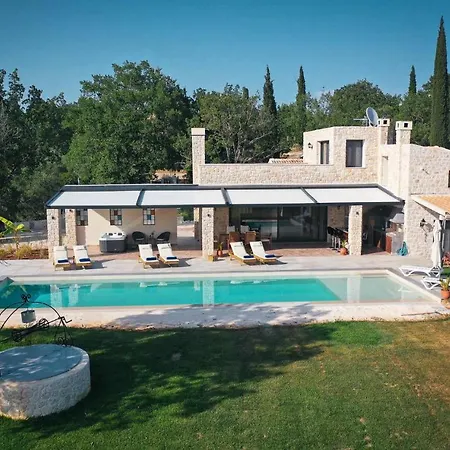 Stratos Corfu -private Pool And Hot Tub * Γαστούρι